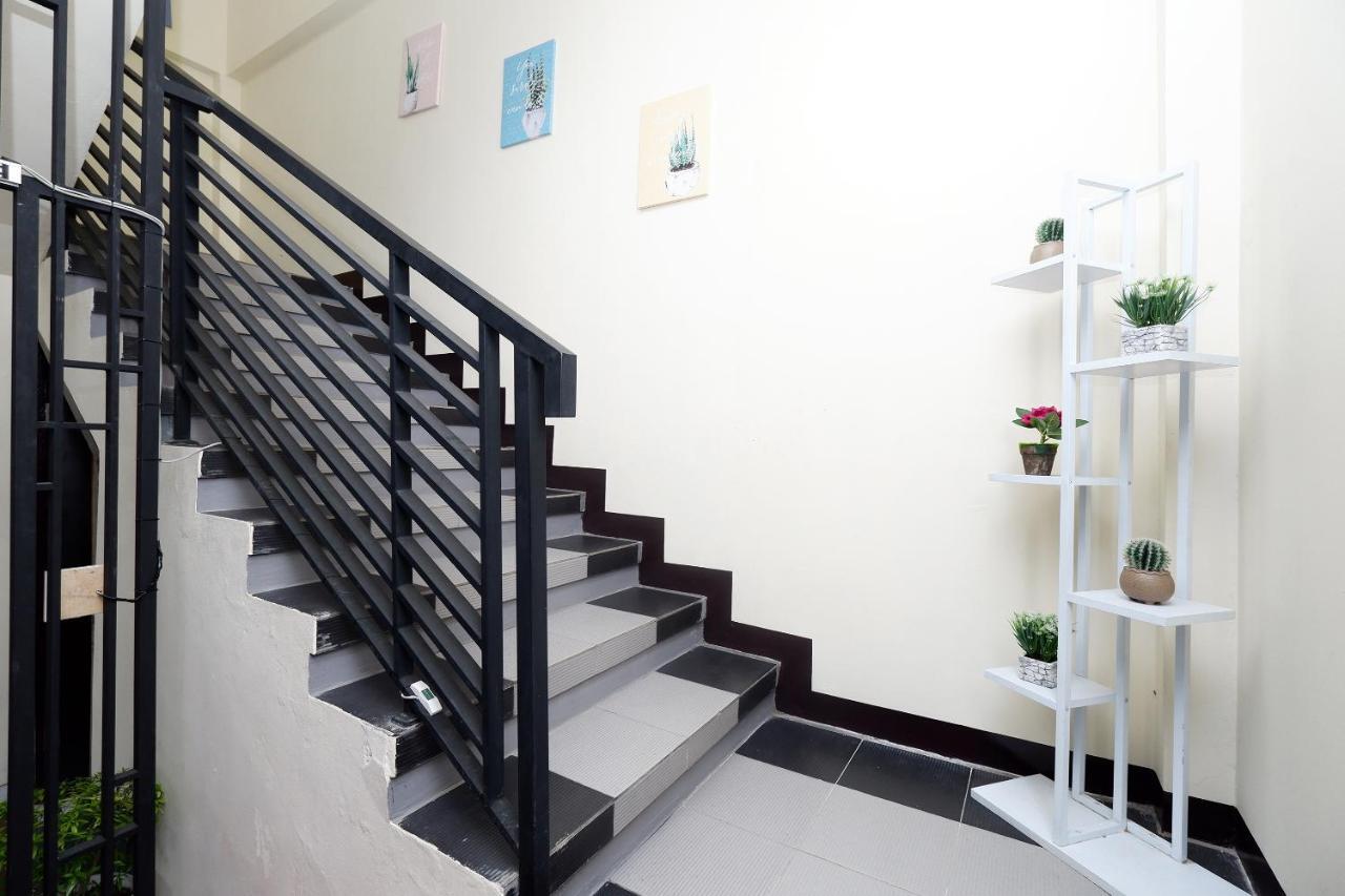 Oyo 1998 Harmonis Hotell Purwokerto Exteriör bild
