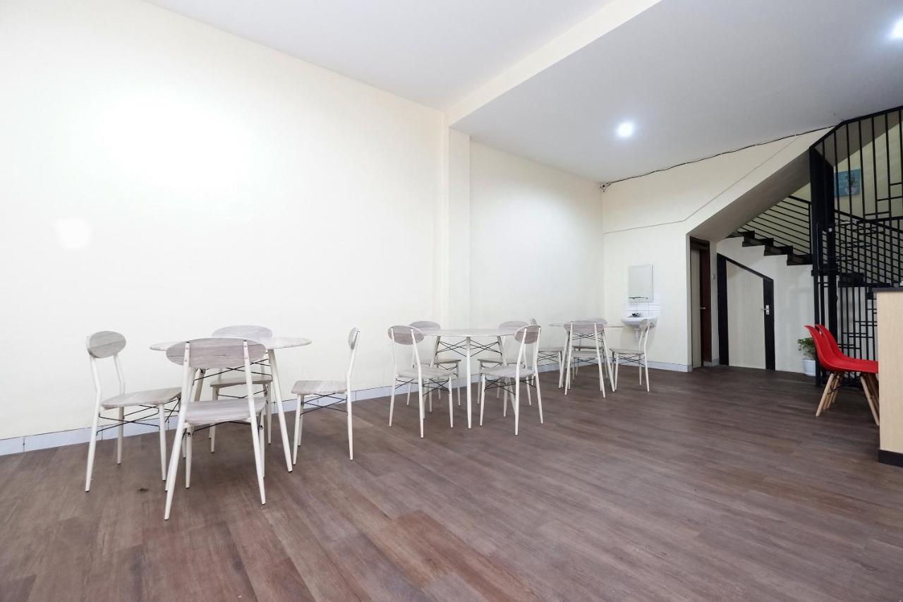 Oyo 1998 Harmonis Hotell Purwokerto Exteriör bild