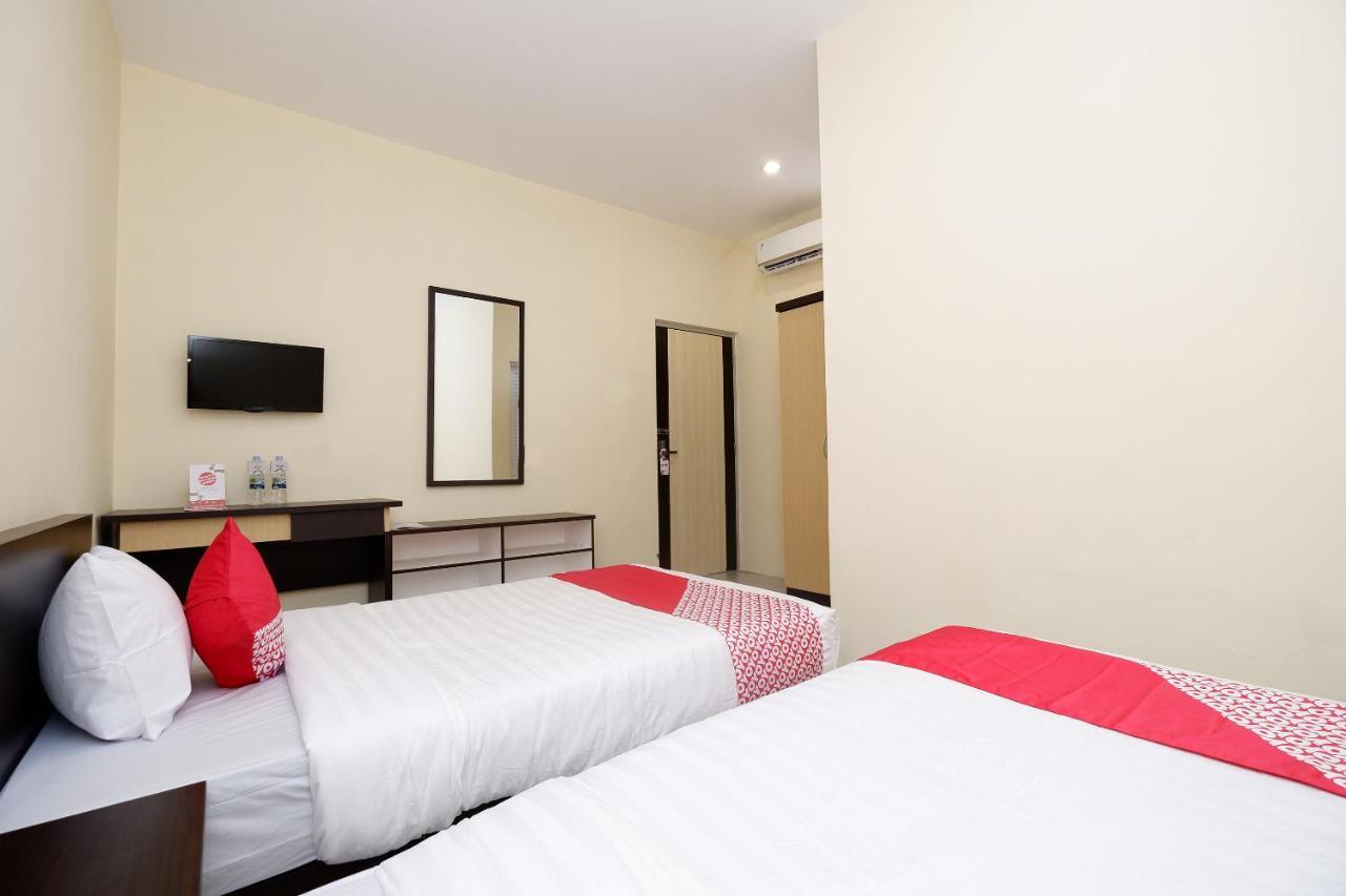 Oyo 1998 Harmonis Hotell Purwokerto Exteriör bild